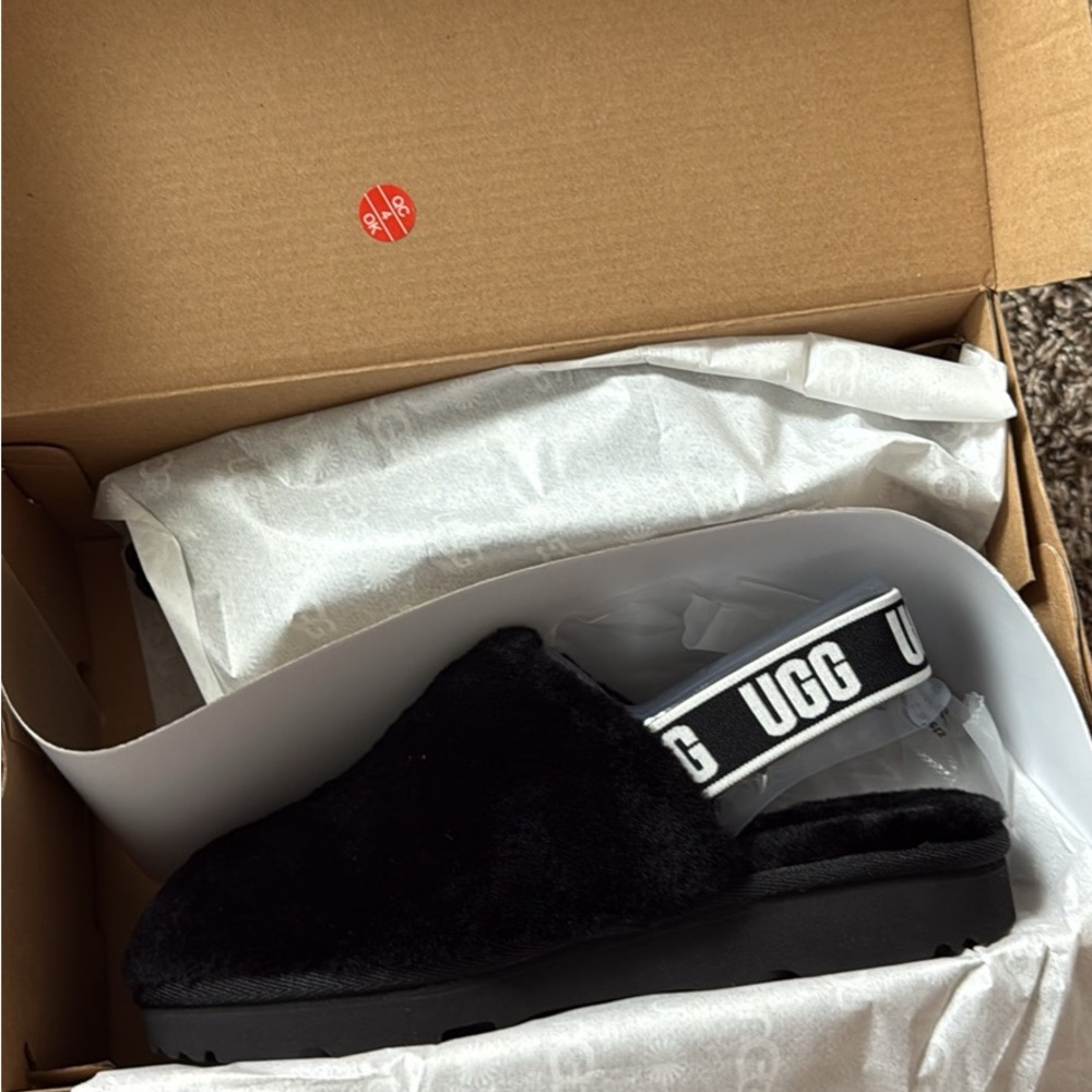 UGG Black Fluffy Slides